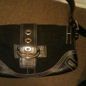 AUTHENTIC COACH PURSE